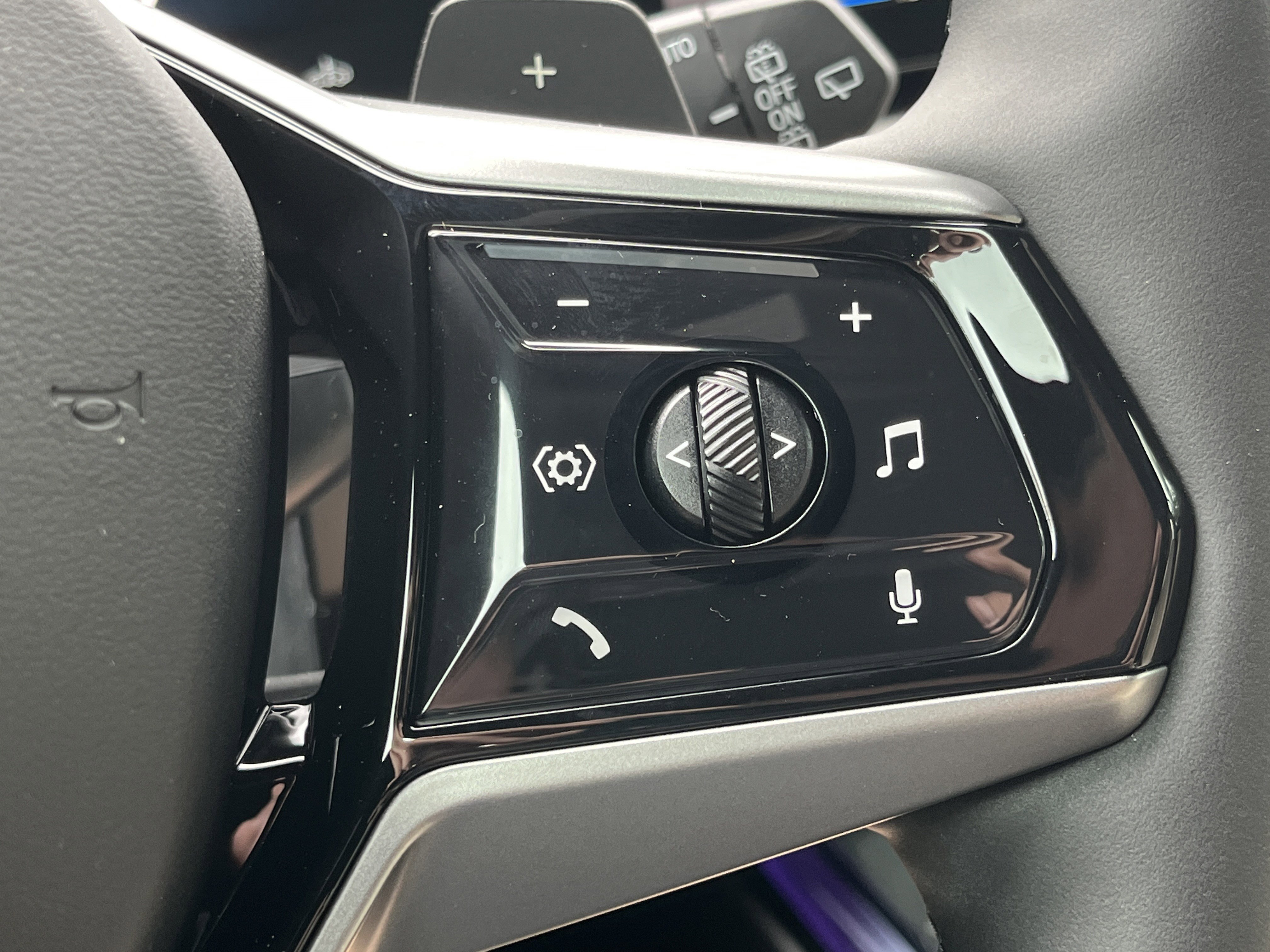 New 2026 BMW X3 xDrive30 w/ Convenience Package image 11