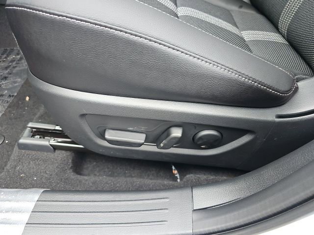 New 2026 MAZDA CX-50 2.5 Hybrid w/ Weather Package AWD/4WD image 10