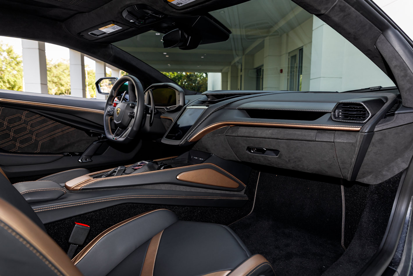 Used 2024 Lamborghini Revuelto AWD/4WD image 73