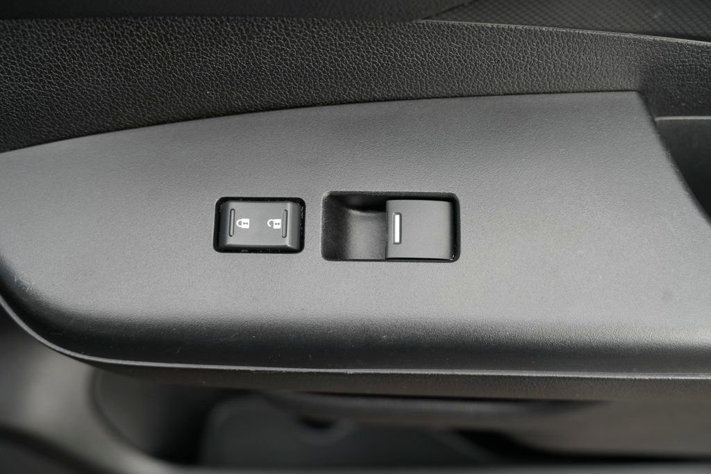 Used 2015 Honda CR-V LX image 31