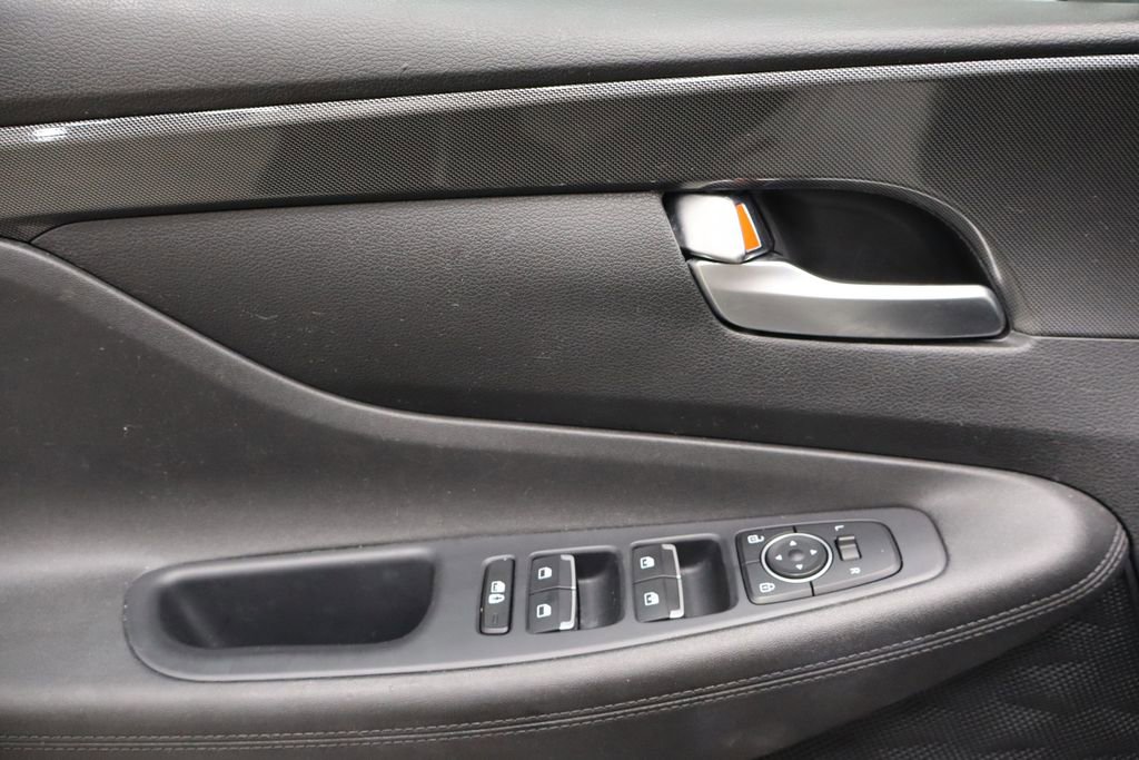 Used 2023 Hyundai Santa Fe SEL image 17