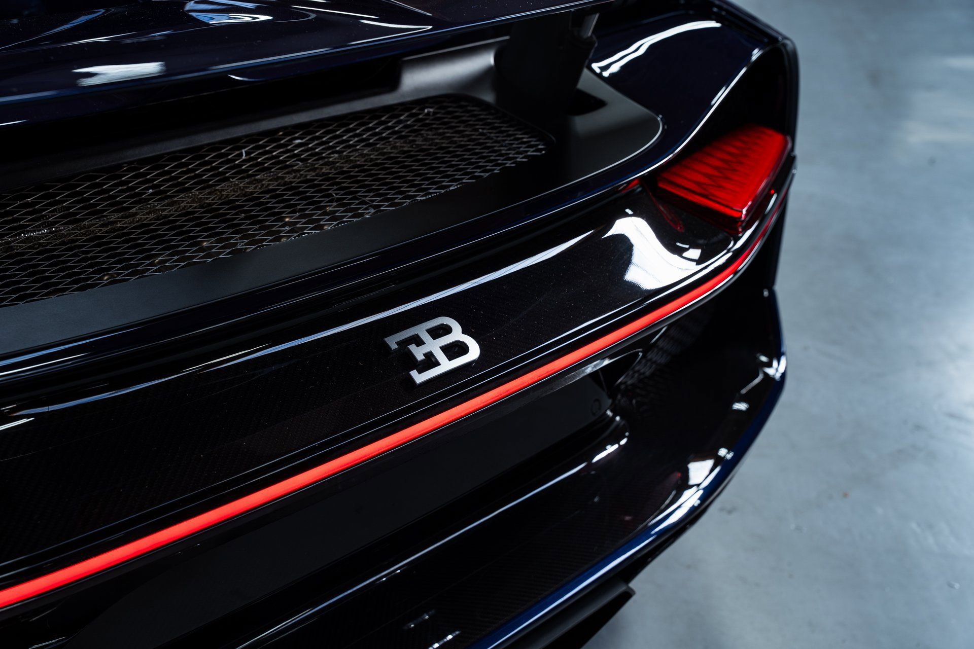 Used 2023 Bugatti Chiron AWD/4WD image 6
