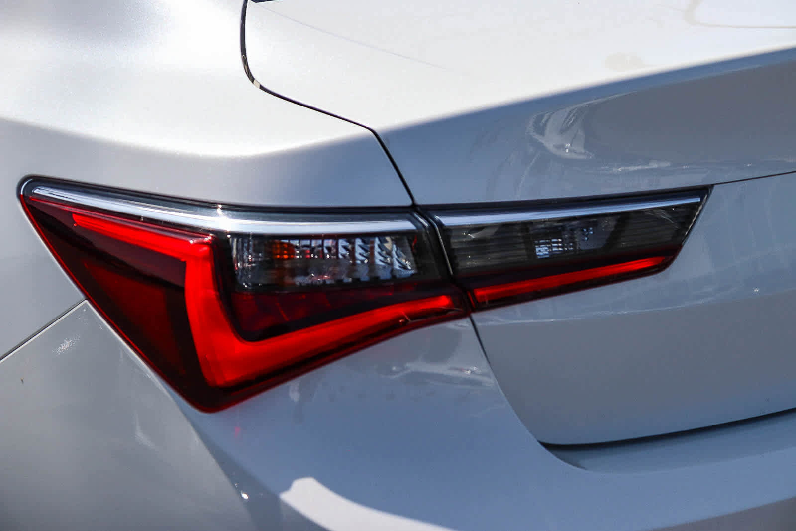 Used 2019 Acura ILX FWD image 9