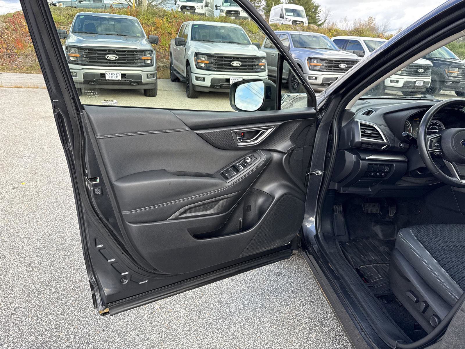 Used 2019 Subaru Forester Premium image 10