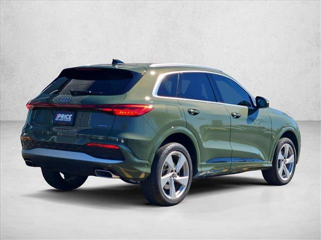 Used 2025 Audi Q5 Premium Plus w/ Premium Plus AWD/4WD image 5