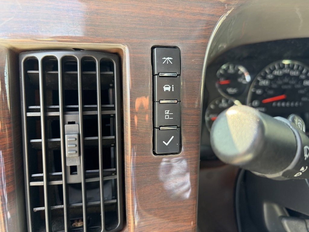 Used 2008 GMC Savana 2500 Extended Passenger w/ Preferred Equipment Group image 15