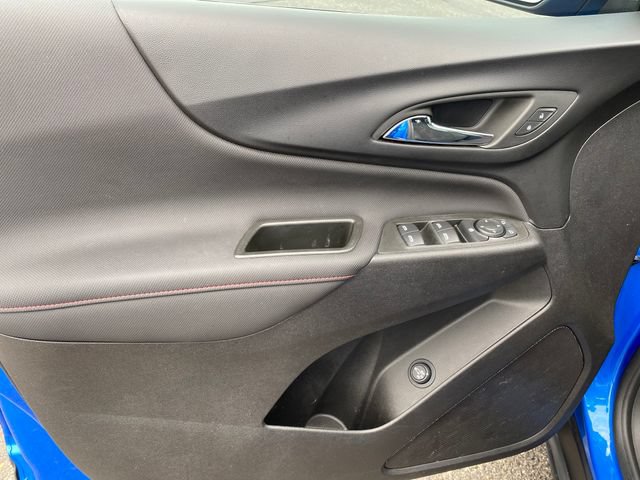 Used 2024 Chevrolet Equinox RS w/ LPO, Floor Liner Package FWD image 16