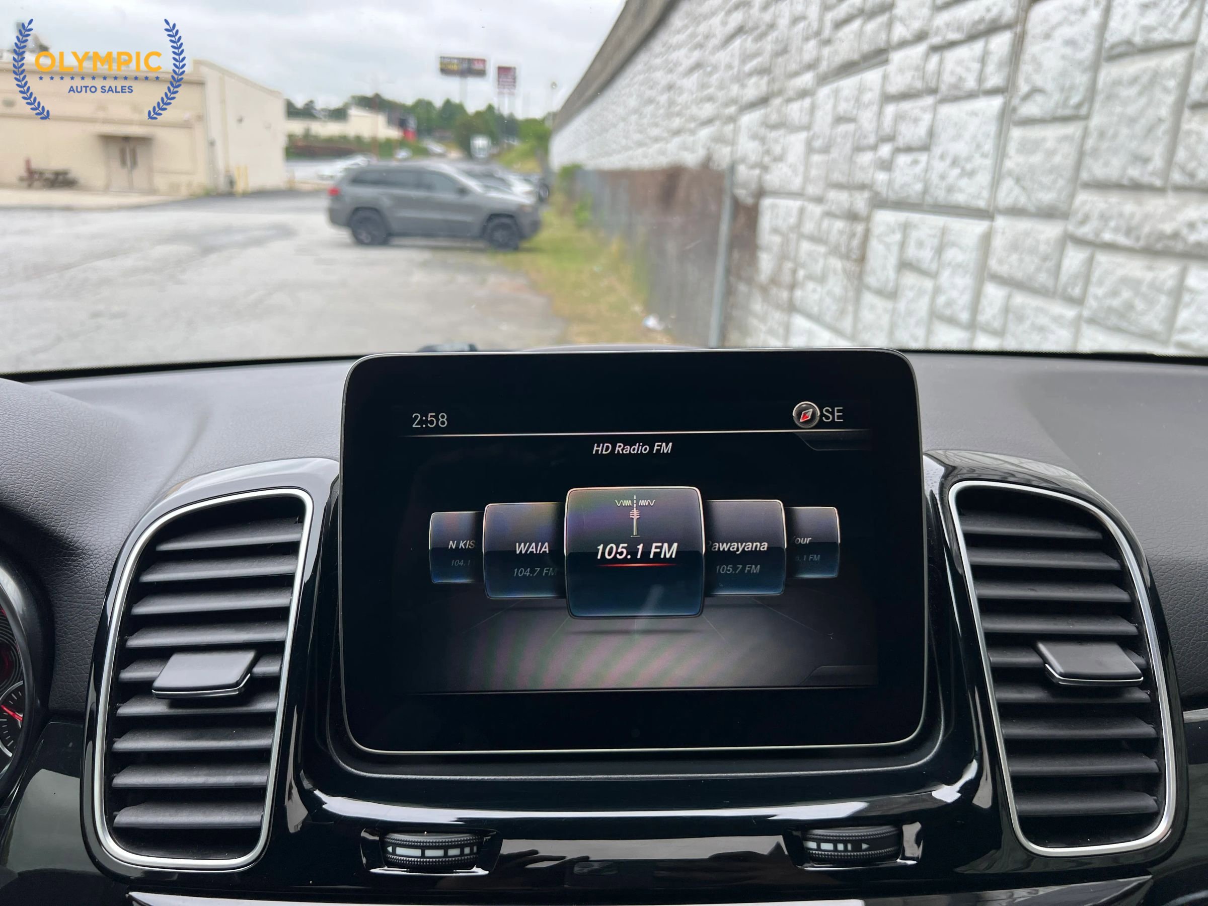 Used 2017 Mercedes-Benz GLE 350 image 30