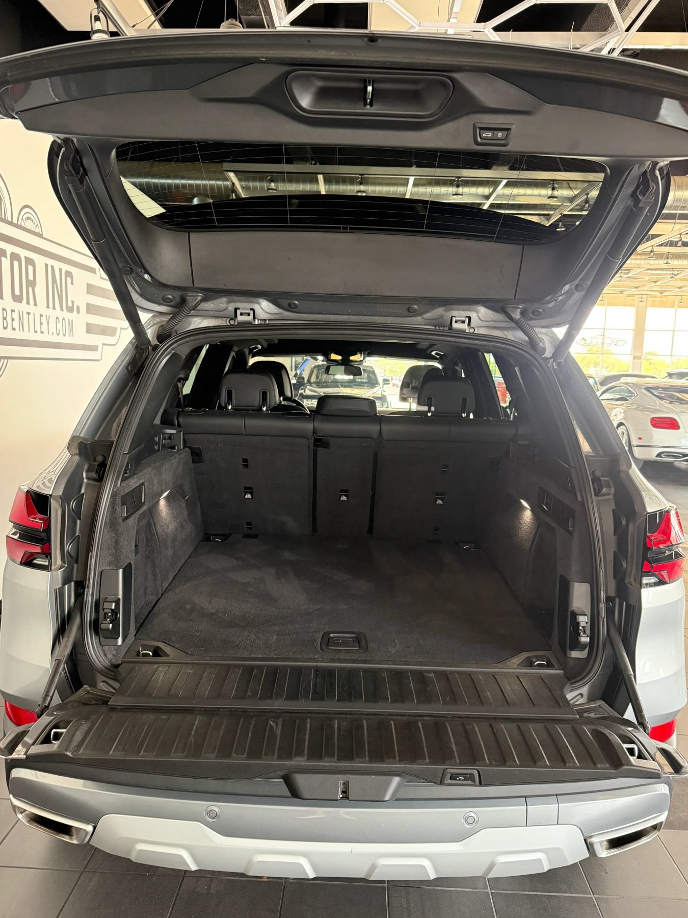 Used 2024 BMW X5 xDrive40i w/ Premium Package AWD/4WD image 27