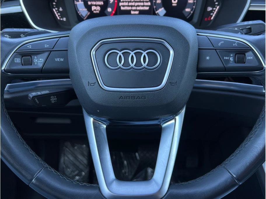 Used 2023 Audi Q3 2.0T Premium image 12
