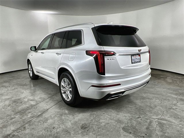 Certified 2025 Cadillac XT6 Luxury image 6