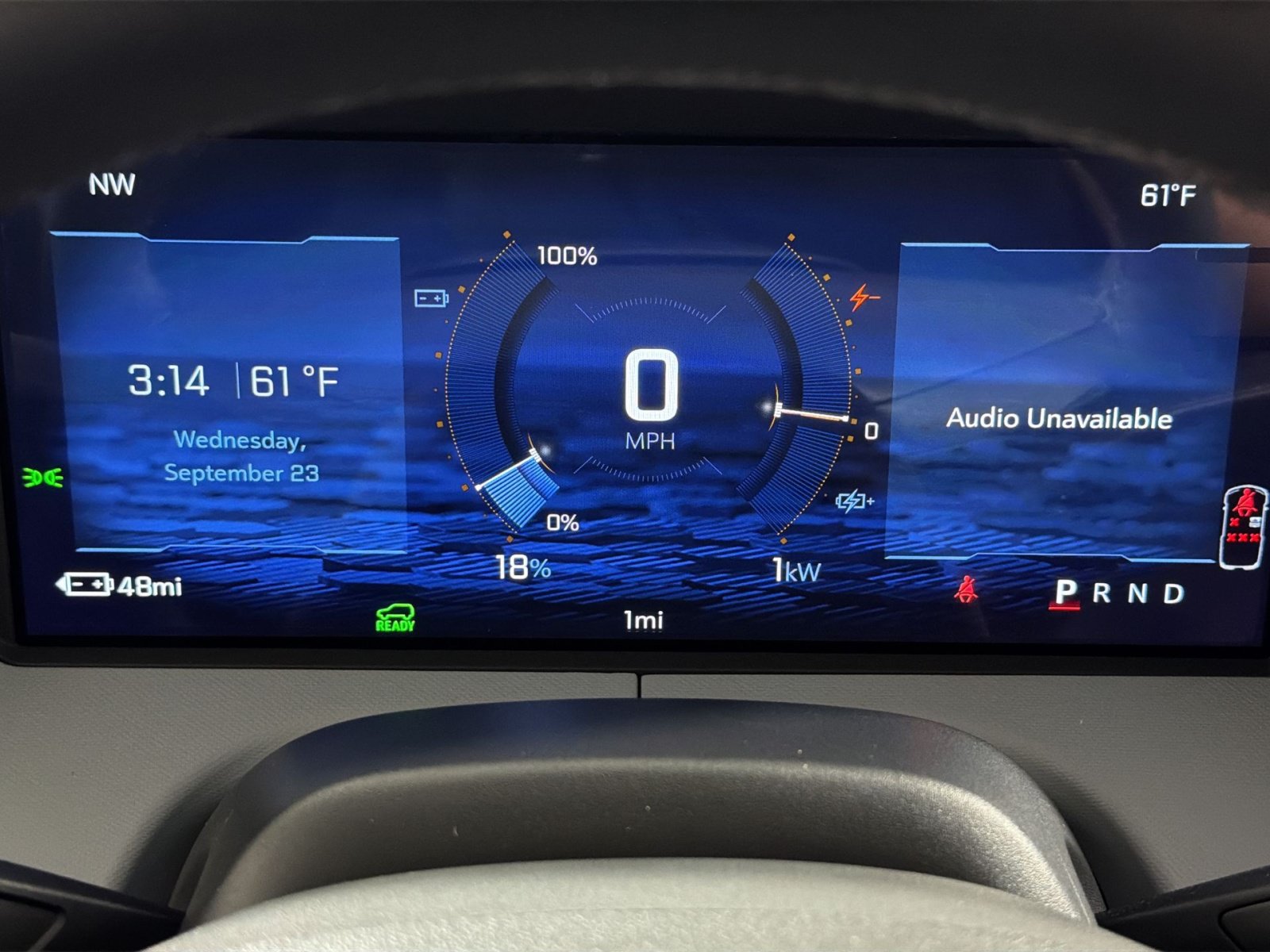 New 2027 Chevrolet Bolt LT w/ Comfort Package FWD image 17