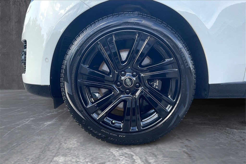 Used 2023 Land Rover Range Rover SE image 28