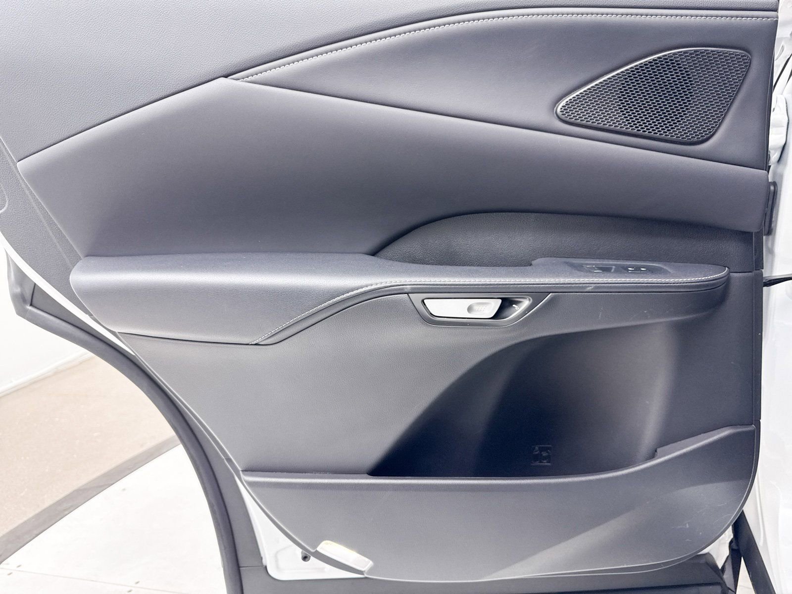 Used 2024 Lexus RX 350 FWD w/ Technology Package image 33