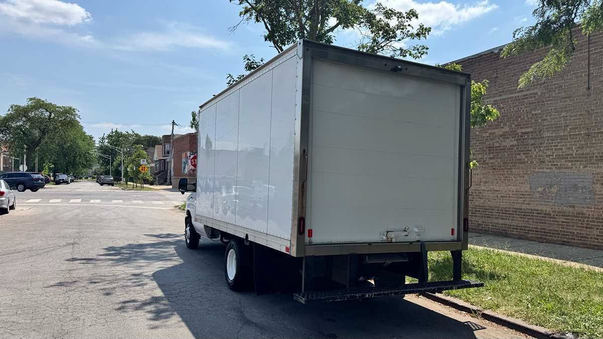 Used 2021 Ford E-350 and Econoline 350 Super Duty w/ Power Windows & Locks Group RWD image 4