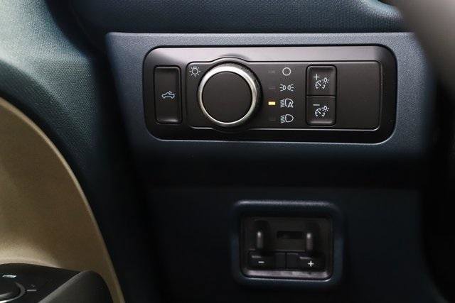 New 2025 Ford Maverick Lariat w/ 4K Tow Package image 40