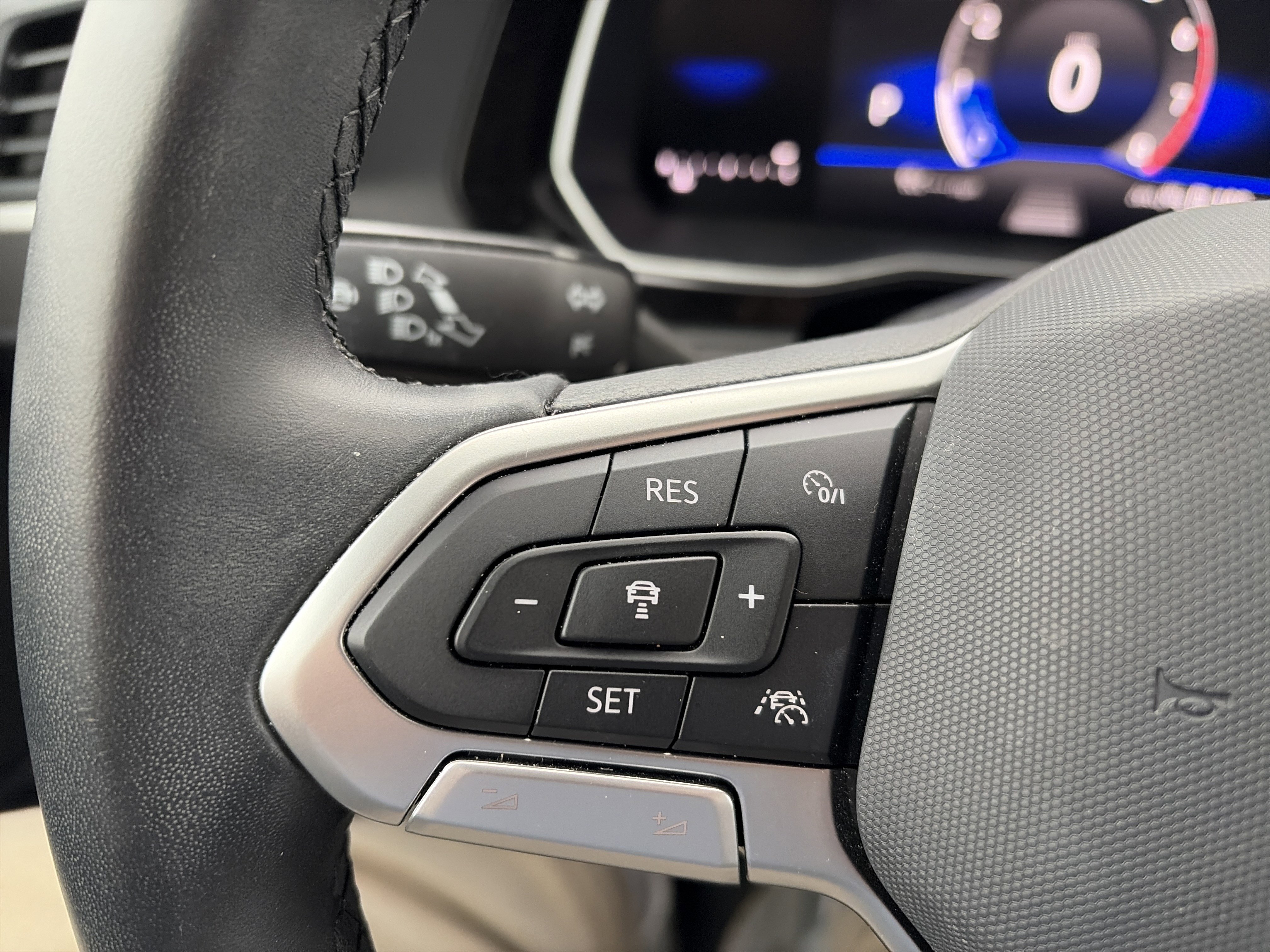 Used 2024 Volkswagen Jetta Sport image 22