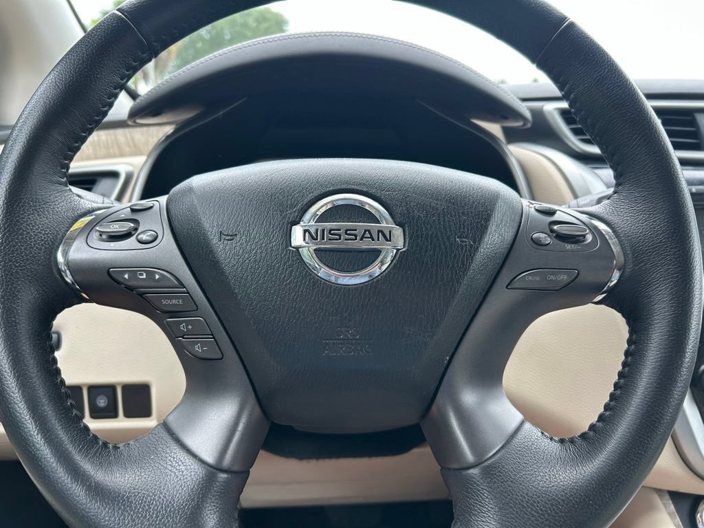 Used 2022 Nissan Murano SV FWD image 22