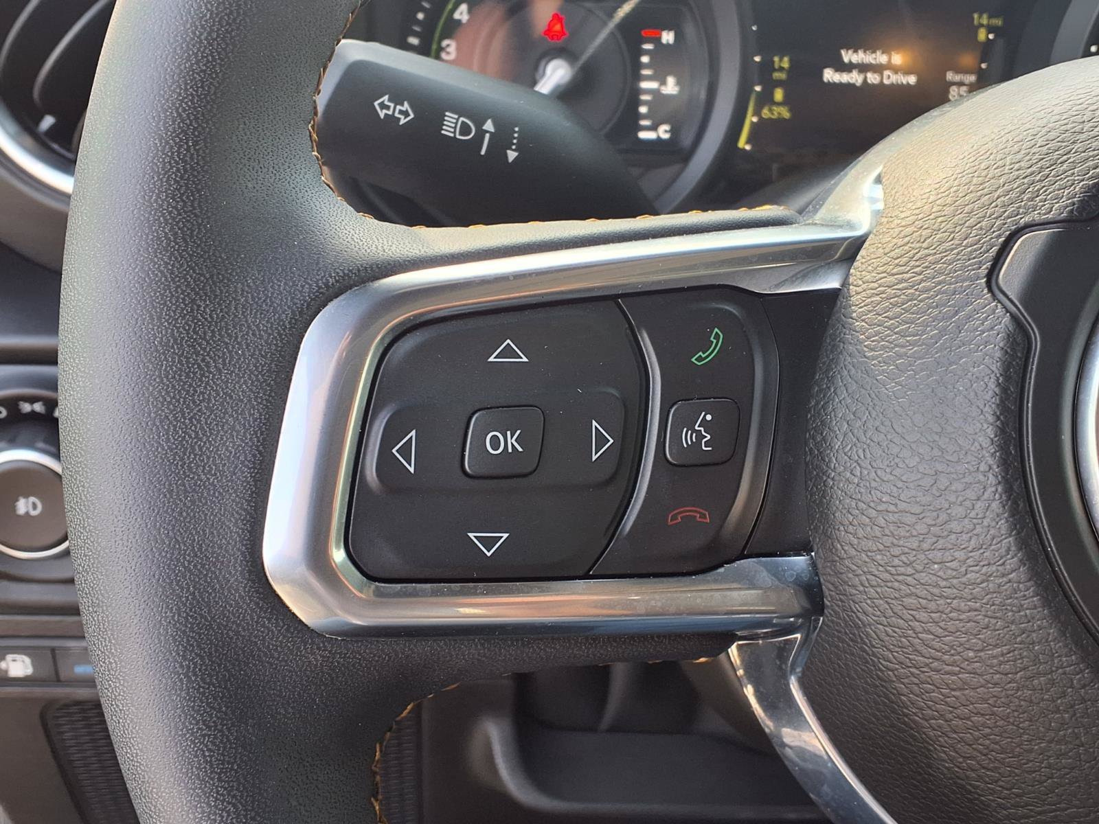 Used 2024 Jeep Wrangler Unlimited Sahara AWD/4WD image 23