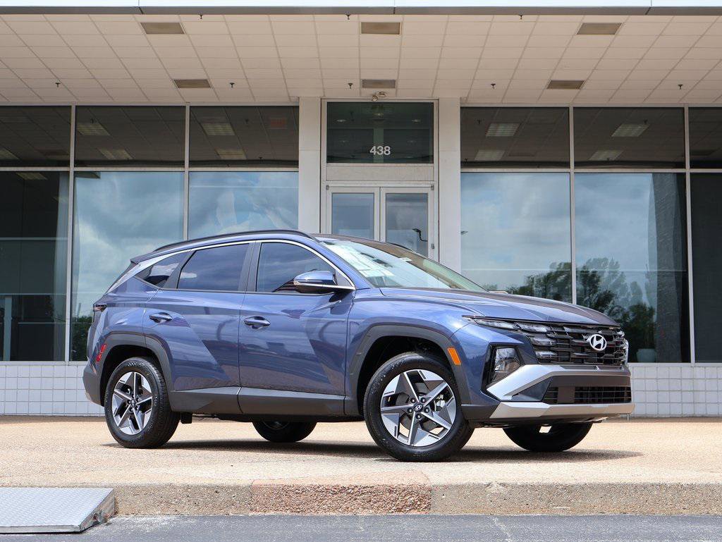 New 2025 Hyundai Tucson SEL image 2