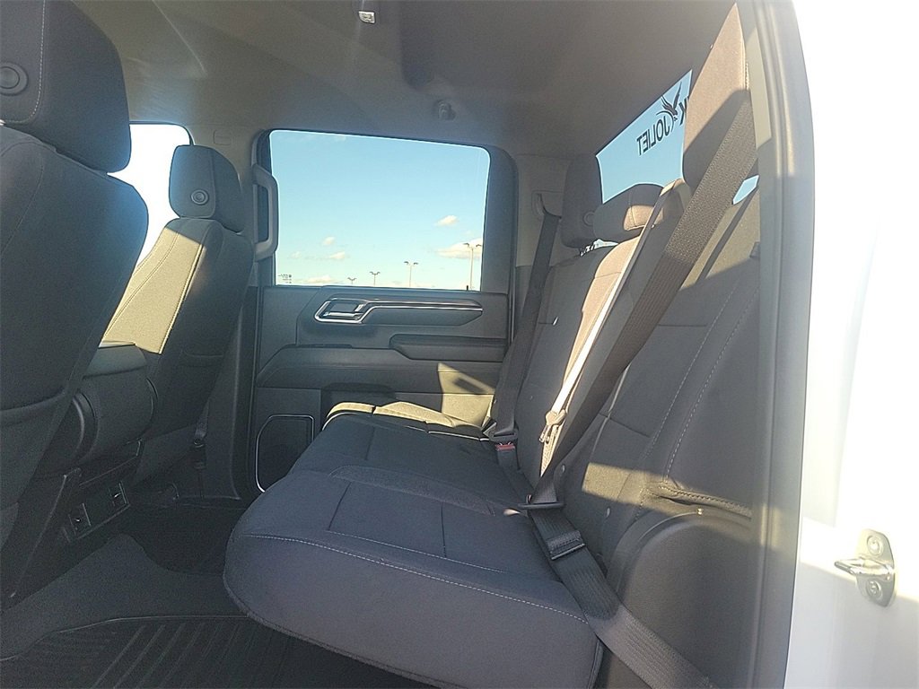 Used 2024 Chevrolet Silverado 2500 LT image 13