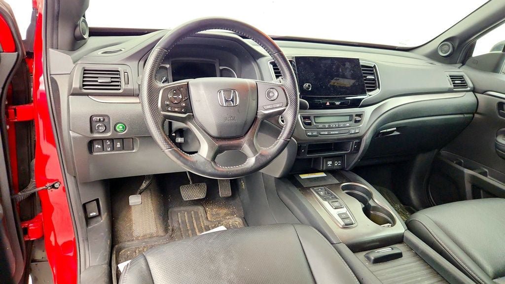 Used 2023 Honda Passport EX-L image 12