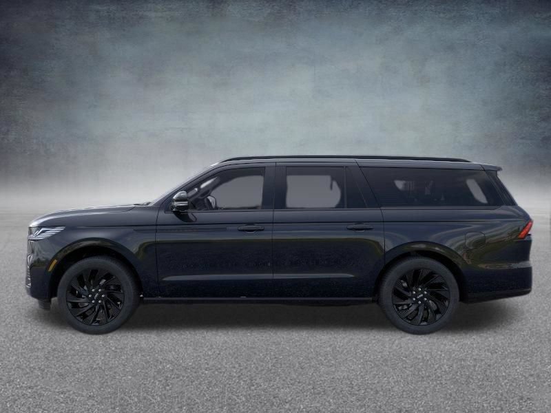 New 2026 Lincoln Navigator L Reserve w/ Jet Appearance Package AWD/4WD image 4