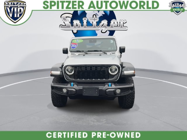 Used 2024 Jeep Wrangler Unlimited AWD/4WD image 3