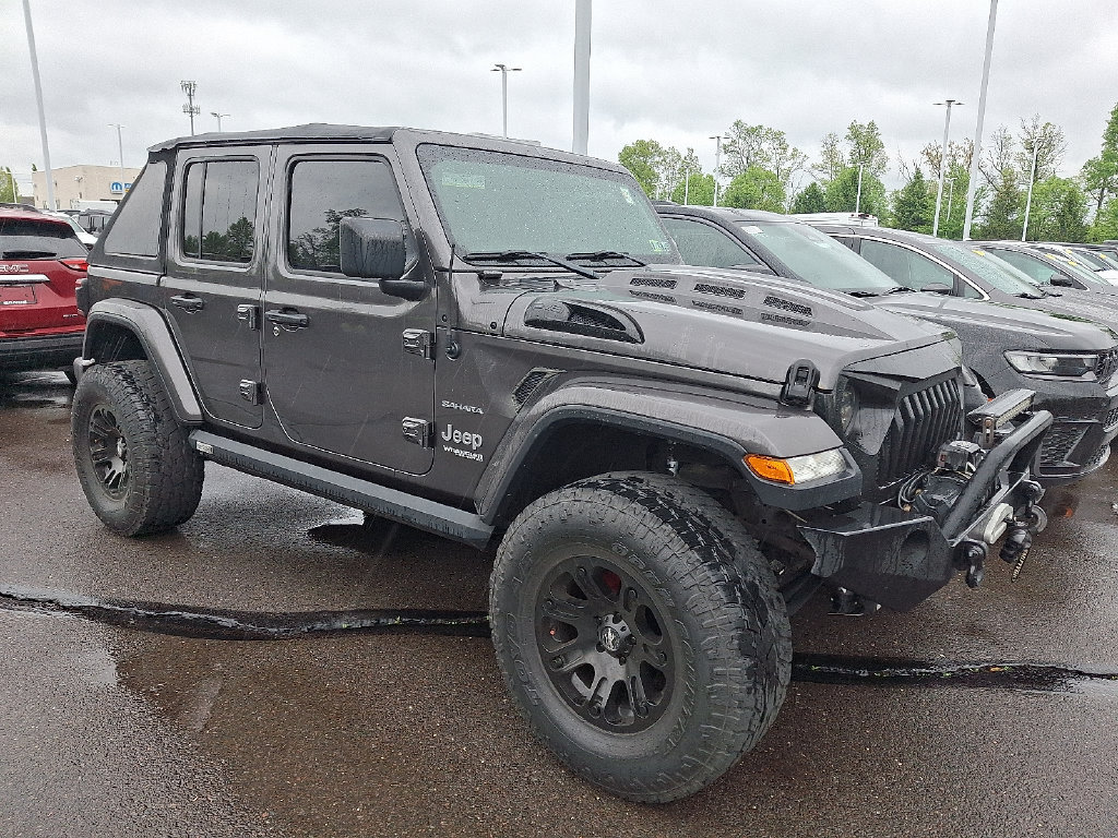 Used 2019 Jeep Wrangler Unlimited Sahara w/ Safety Group AWD/4WD image 4