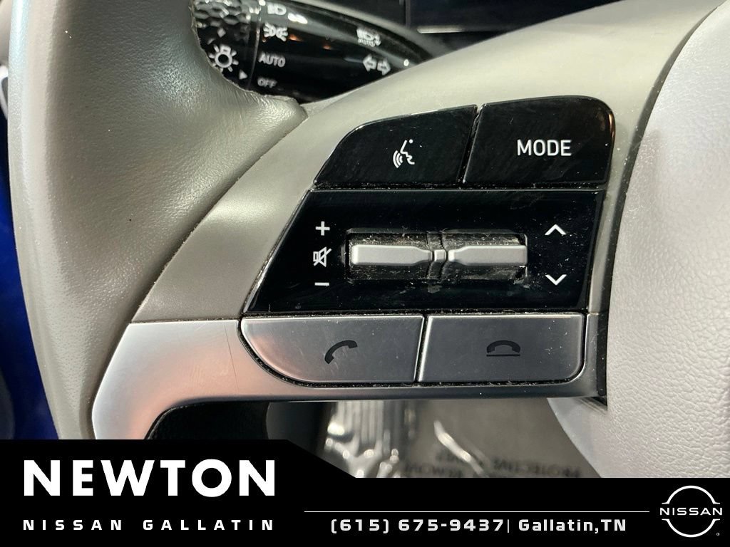 Used 2023 Hyundai Elantra SEL w/ Convenience Package FWD image 28
