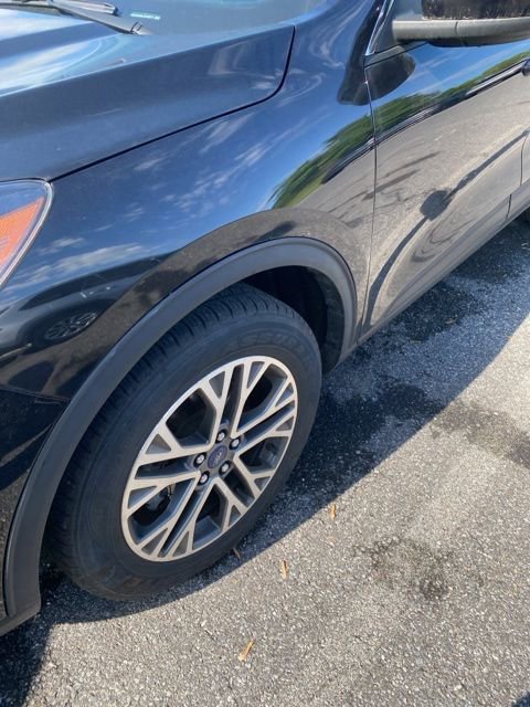 Used 2020 Ford Escape SEL AWD/4WD image 4