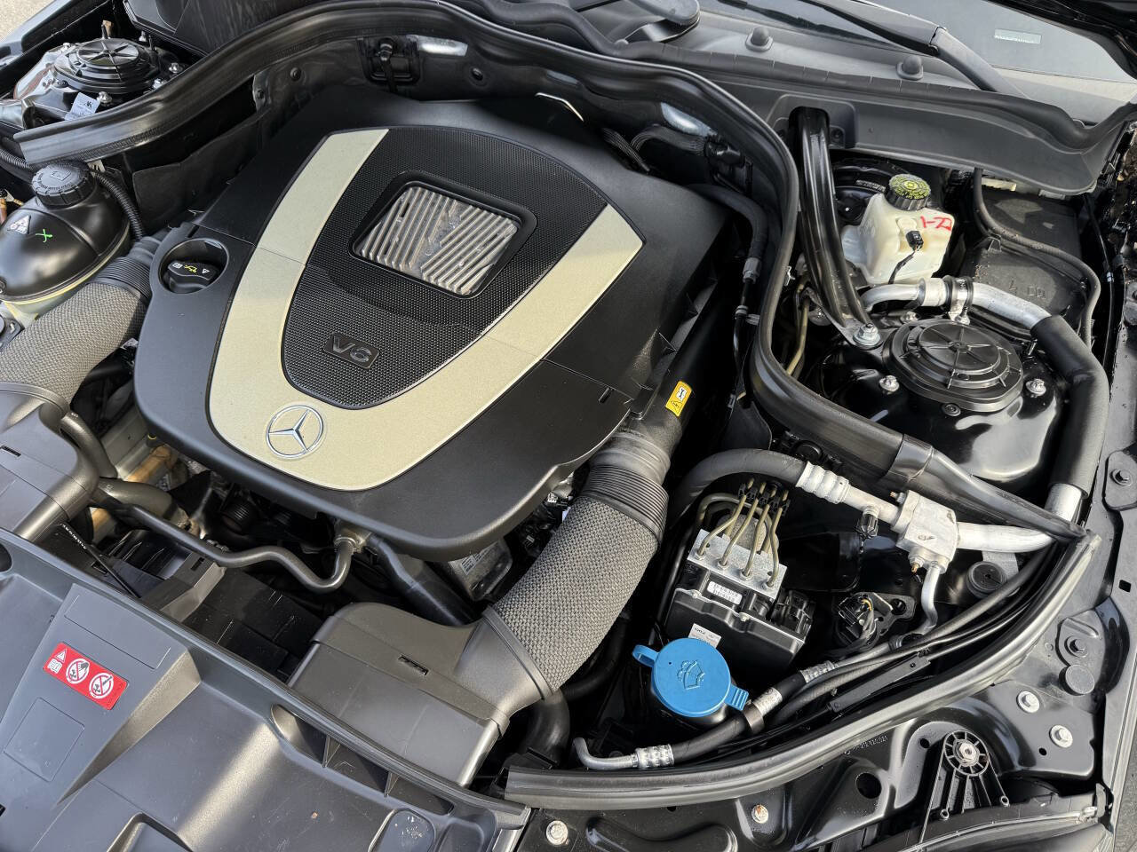 Used 2011 Mercedes-Benz E 350 4MATIC Wagon image 25