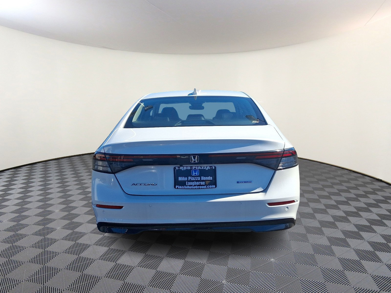 Used 2024 Honda Accord EX-L image 6