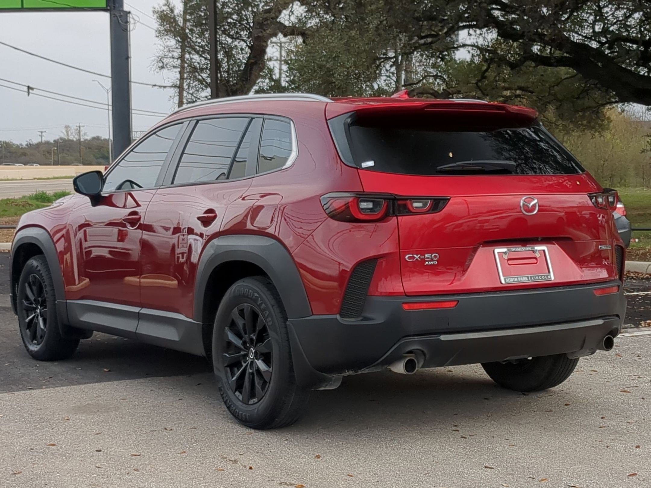 Used 2024 MAZDA CX-50 AWD 2.5 S w/ Premium Package image 5