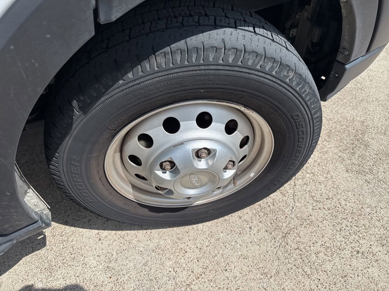 Used 2023 Ford Transit 250 148 High Roof AWD image 13