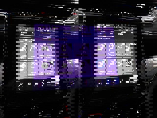 Used 2022 Jeep Grand Cherokee Laredo w/ Luxury Tech Group I image 30