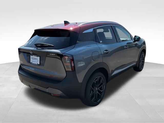 New 2026 Nissan Kicks SR w/ SR Premium Package AWD/4WD image 8