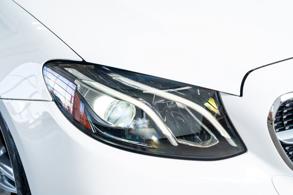 Used 2019 Mercedes-Benz E 450 Cabriolet image 21