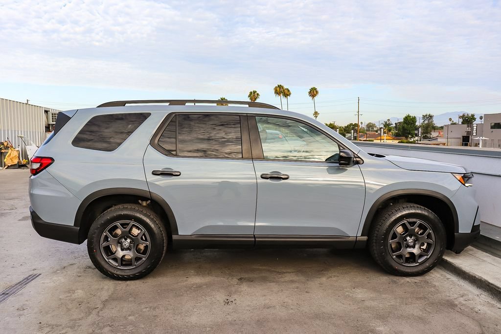 Used 2024 Honda Pilot TrailSport image 13