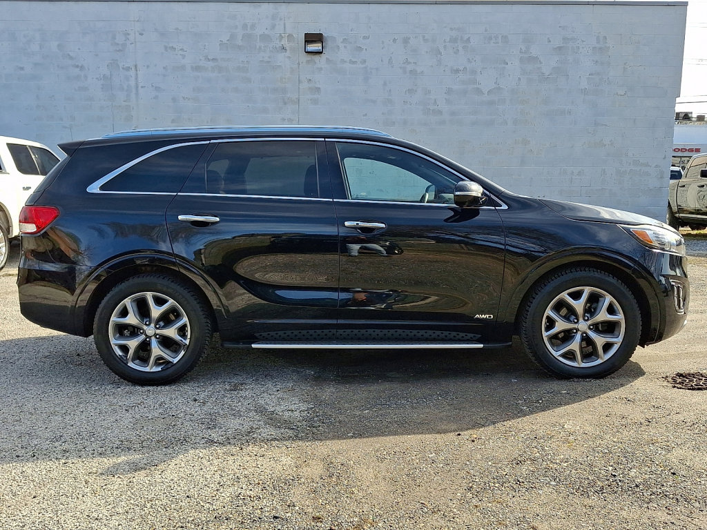 Used 2016 Kia Sorento SX w/ SXL Technology Package image 6