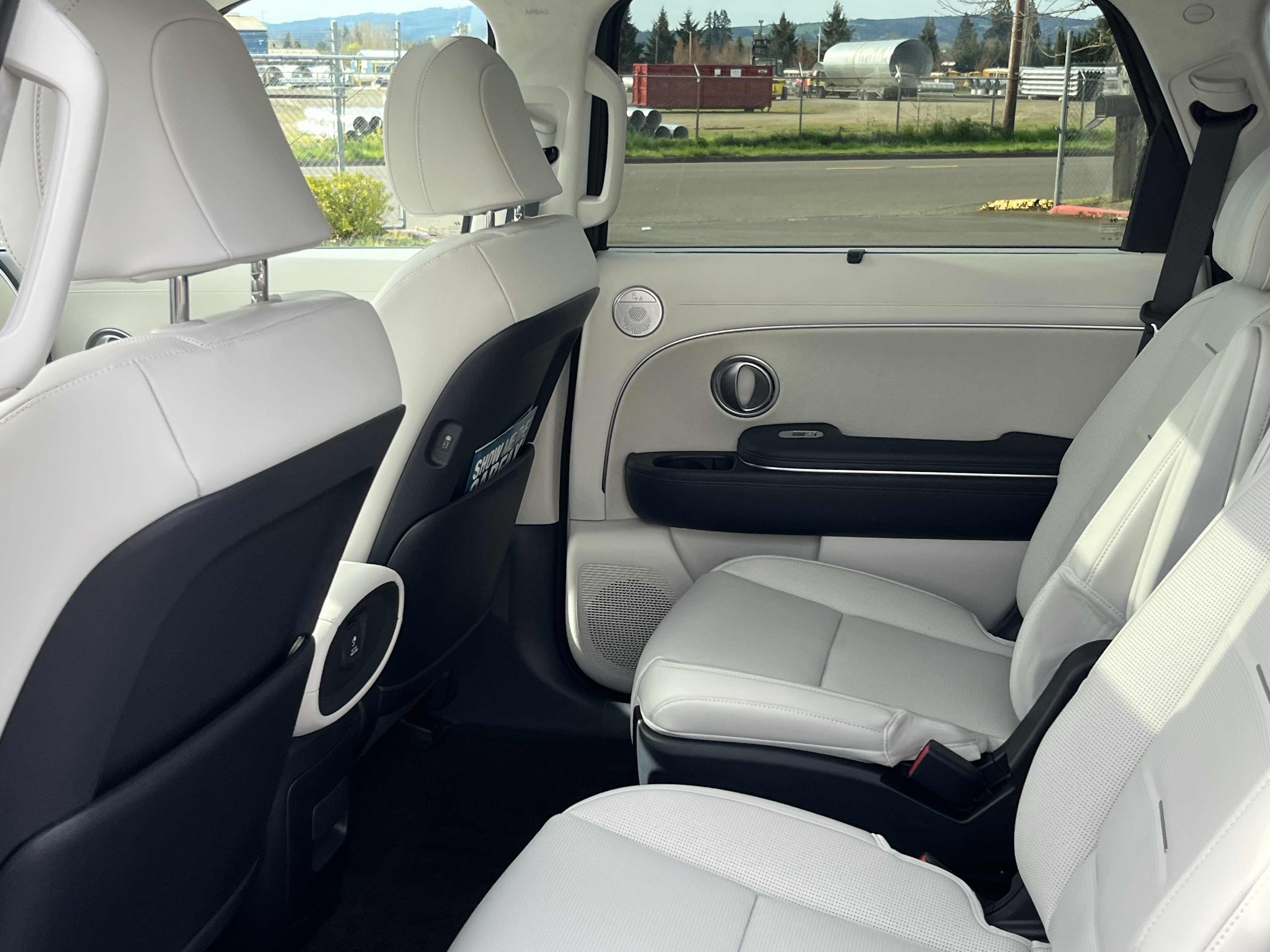 Used 2026 Hyundai Palisade Calligraphy image 13