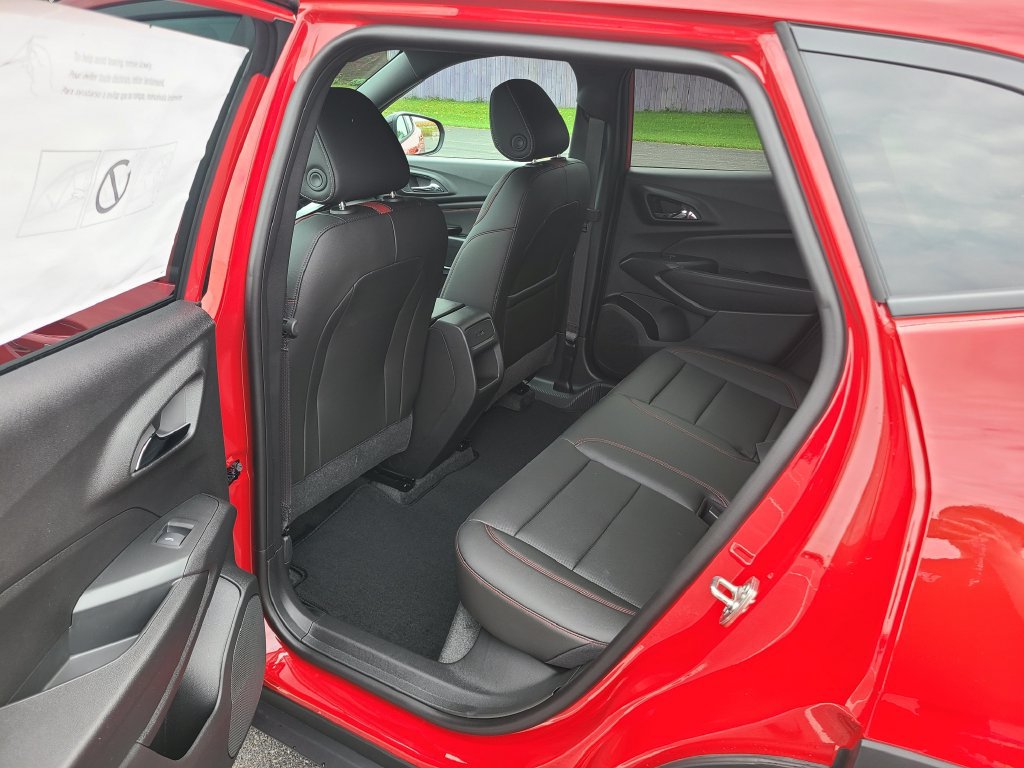 New 2026 Chevrolet Trax RS w/ Driver Confidence Package FWD image 18