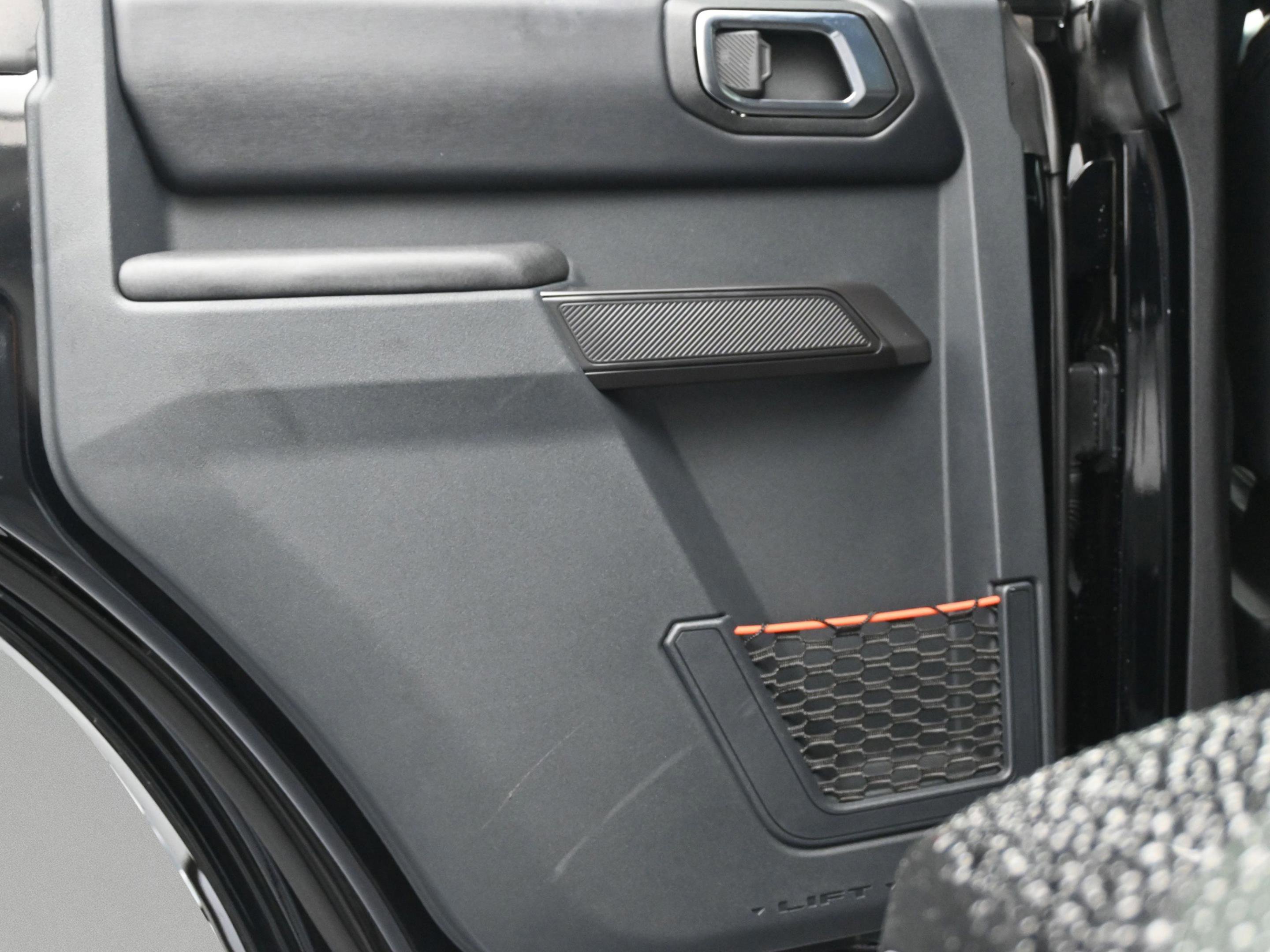 Used 2024 Ford Bronco Raptor image 12