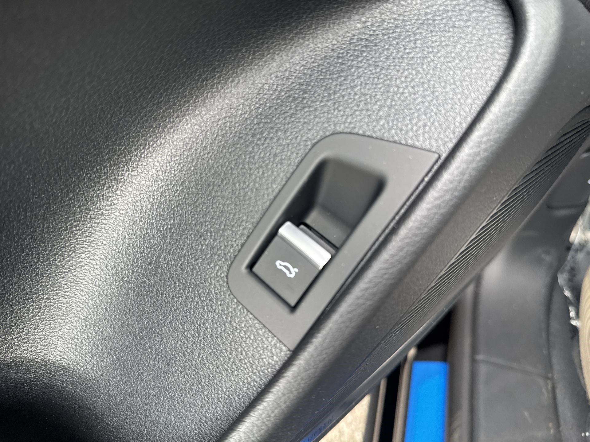 New 2026 Audi SQ8 Prestige AWD/4WD image 9