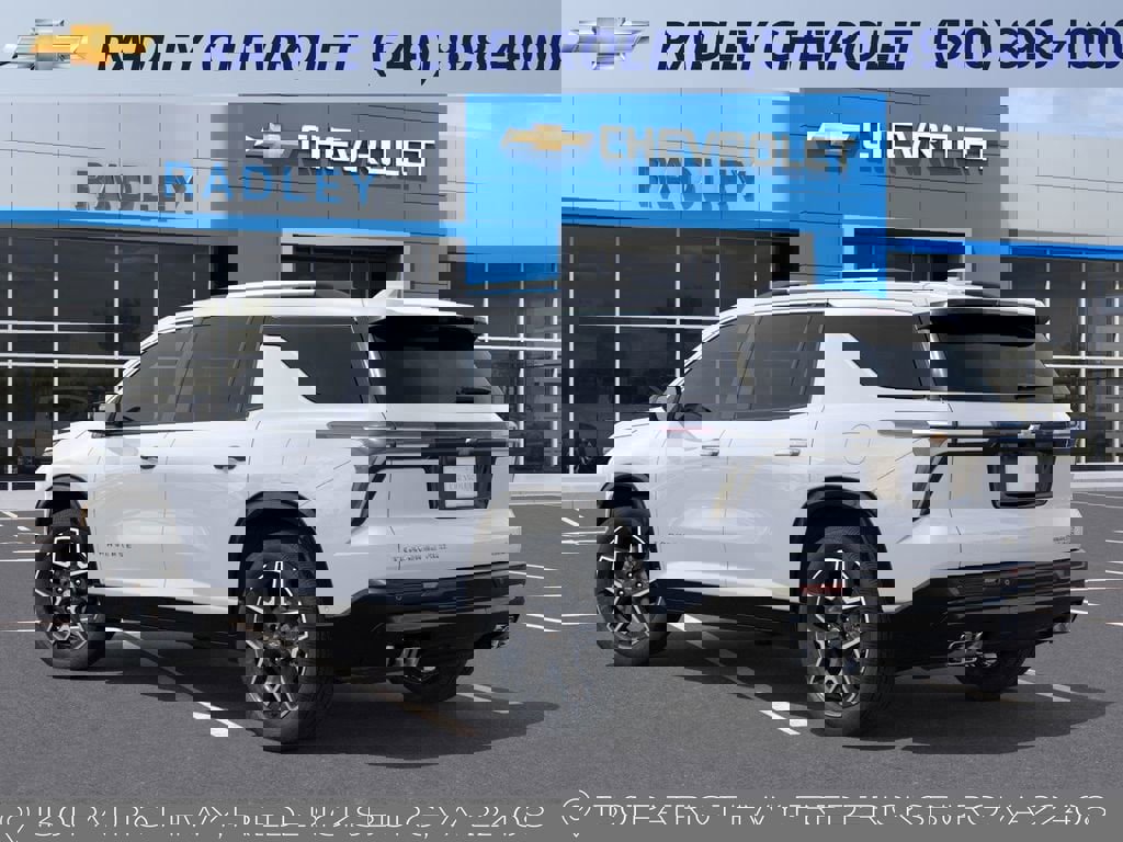 New 2026 Chevrolet Traverse High Country w/ LPO, Floor Liner Package image 3