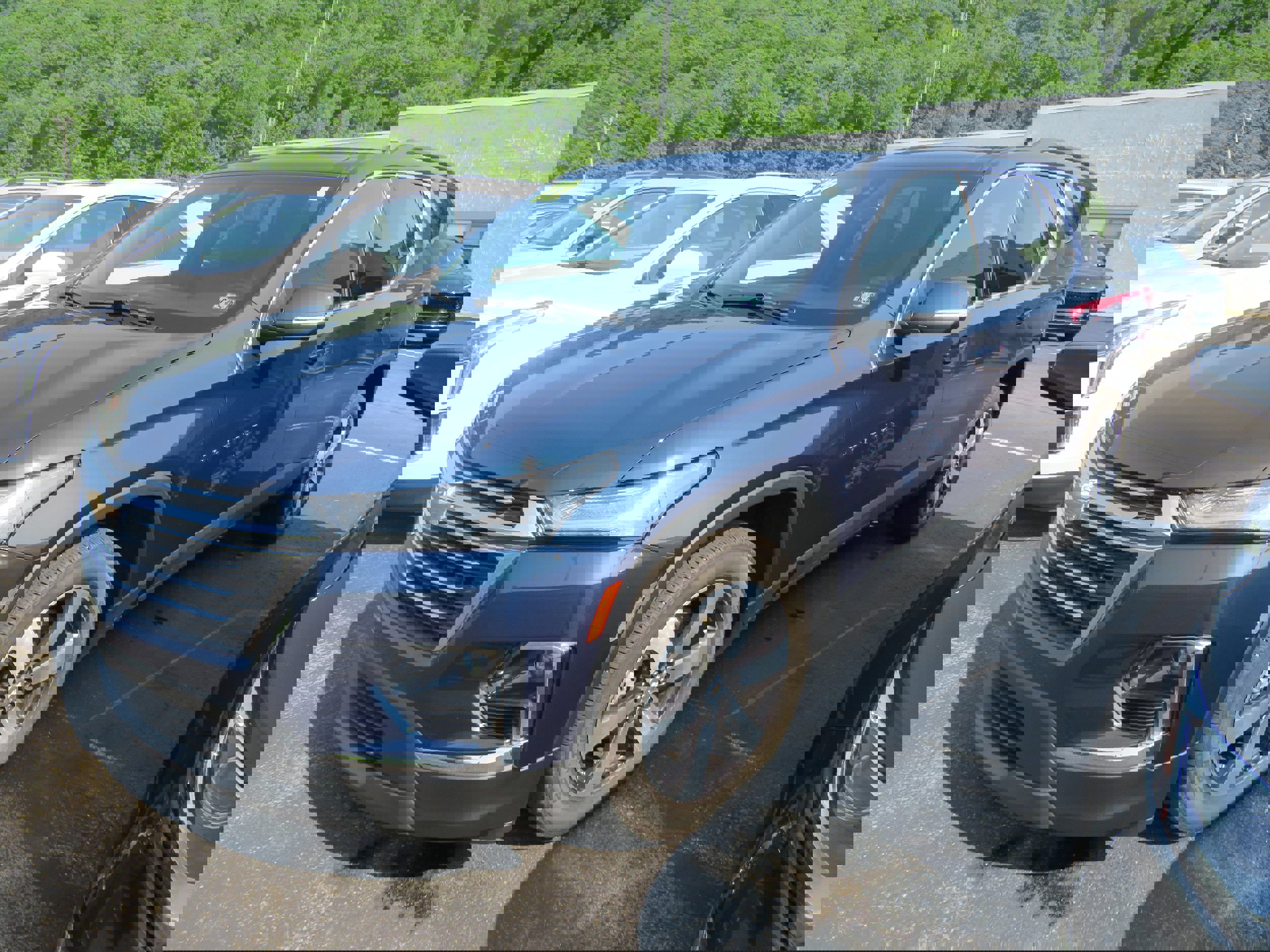 Used 2022 Chevrolet Traverse LT w/ LT Premium Package video 3