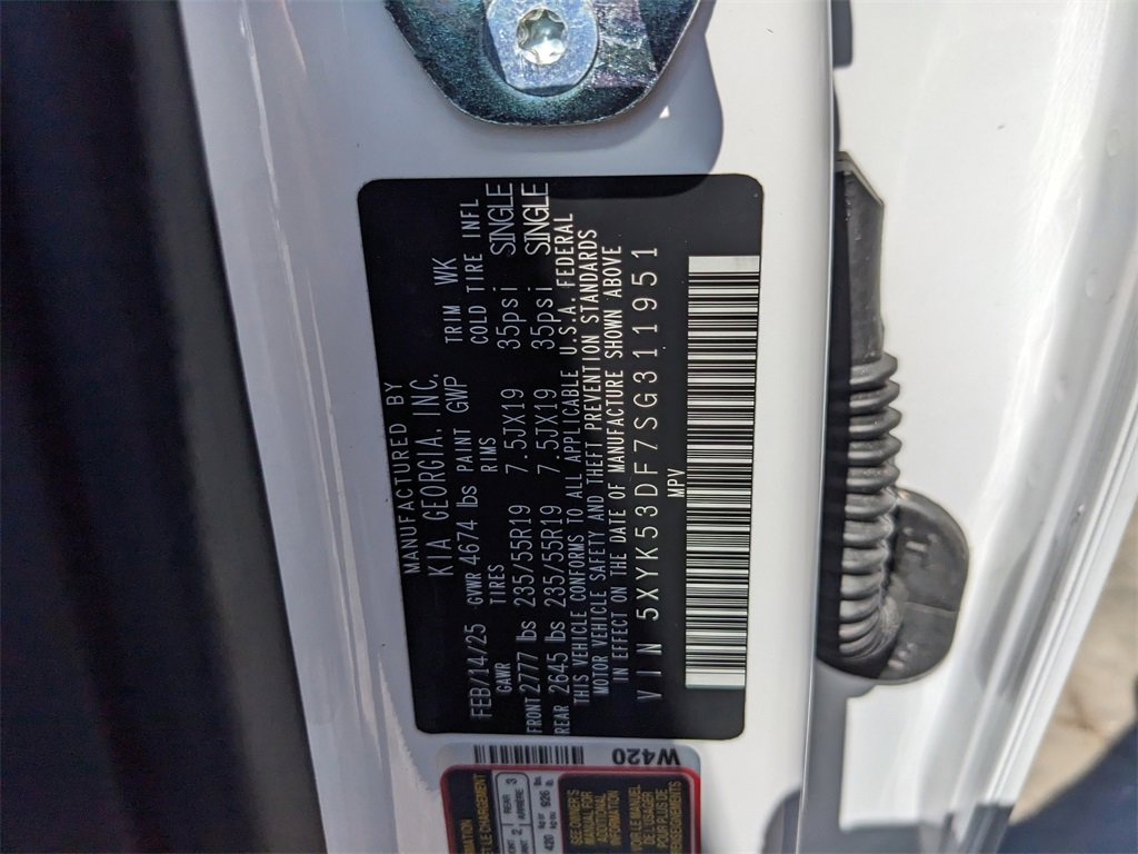 Certified 2025 Kia Sportage SX image 40