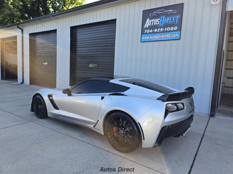 Used 2016 Chevrolet Corvette Z06 w/ Z07 Performance Package RWD image 12