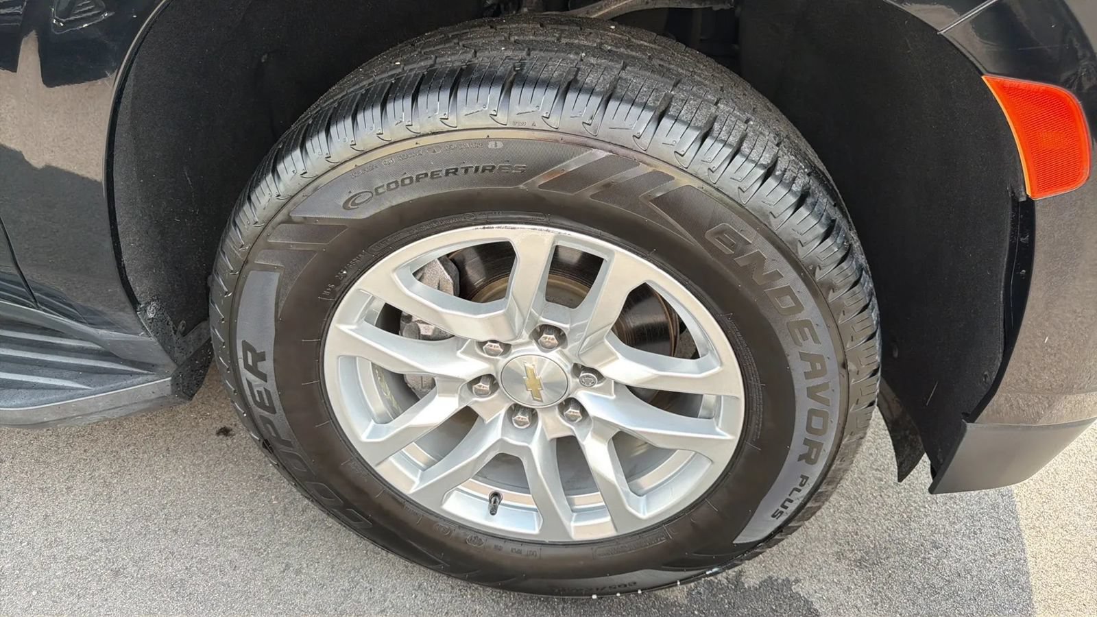 Used 2021 Chevrolet Tahoe LS RWD image 24