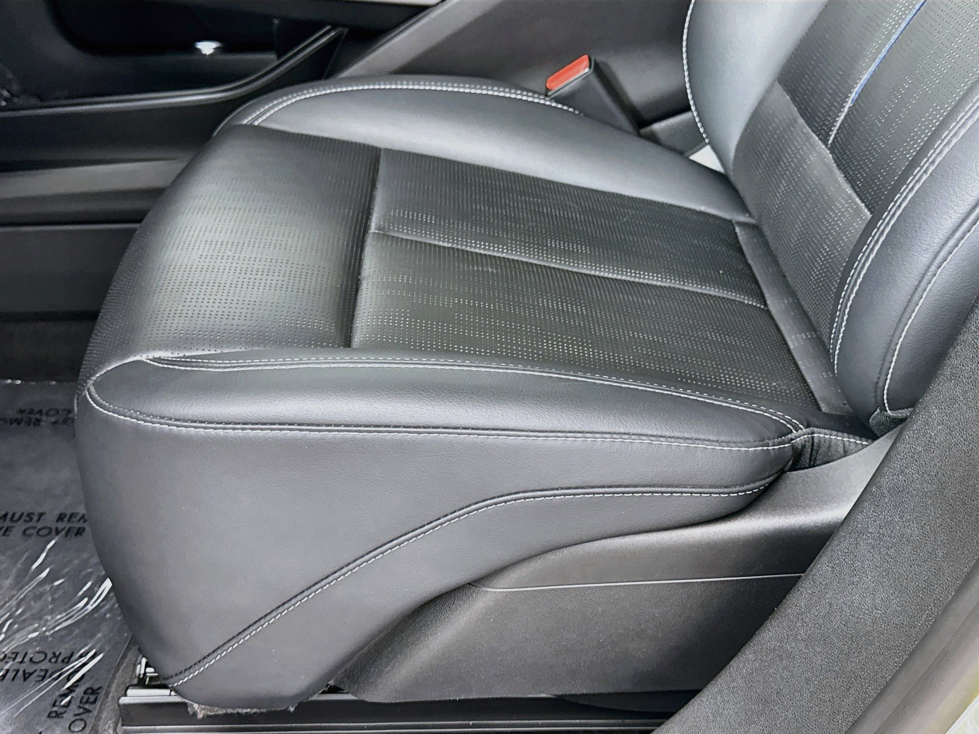 Used 2024 Cadillac Lyriq Sport RWD image 22